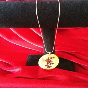 Shell necklace